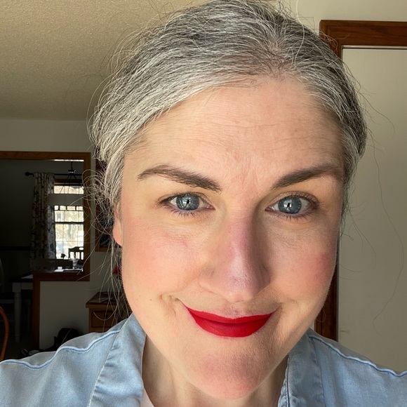 Meet your Posher, Mary - Picture 1 of 1